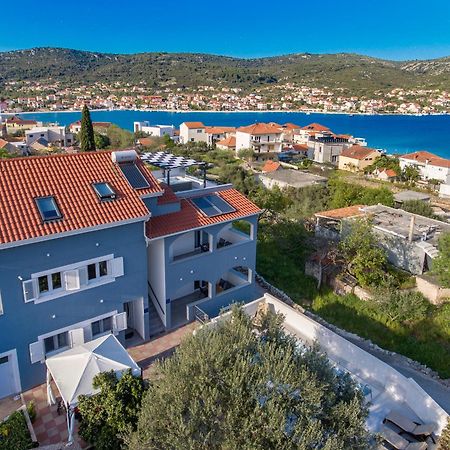 Villa Dalmatian Child With Swimming Pool, Close To The Beach Vinišće Zewnętrze zdjęcie